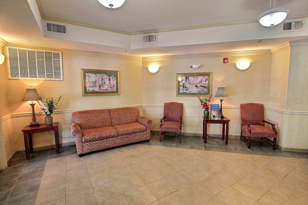 Crestwood Suites Of ניופורט ניוז מראה חיצוני תמונה