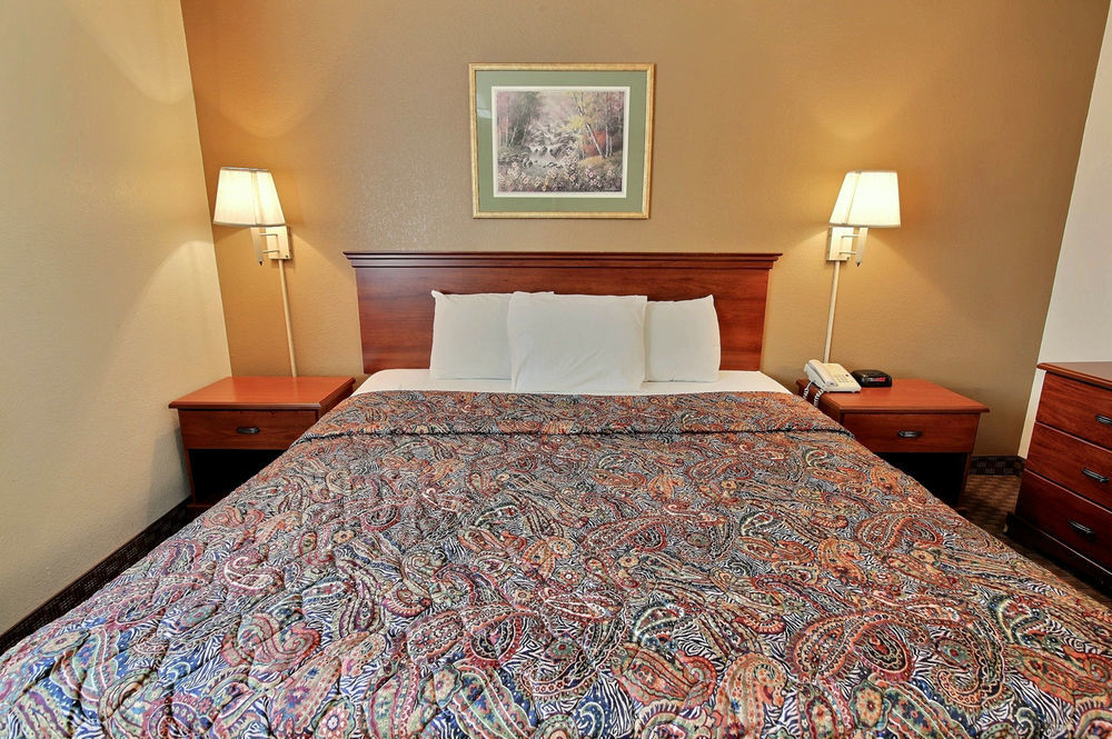 Crestwood Suites Of ניופורט ניוז מראה חיצוני תמונה