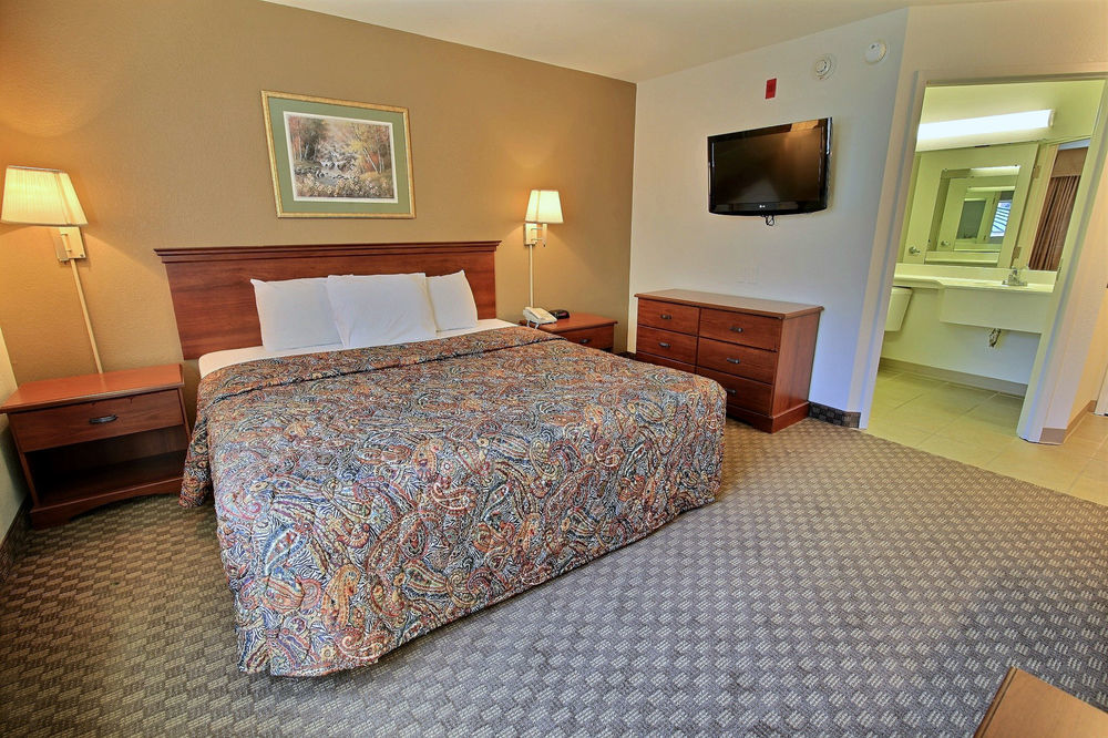 Crestwood Suites Of ניופורט ניוז מראה חיצוני תמונה